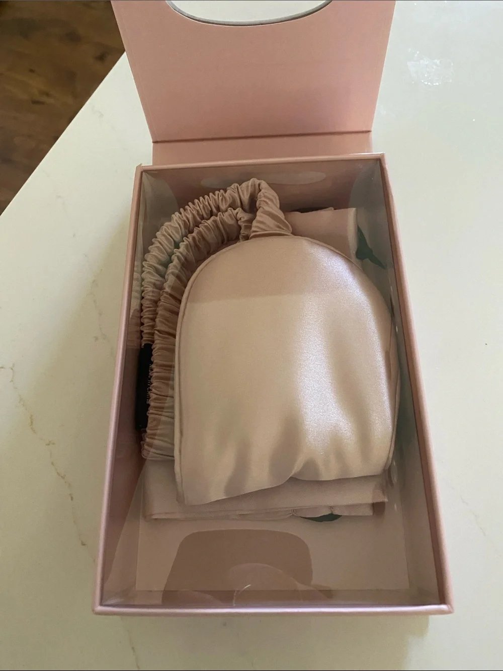 Blissy 100% Mulberry Silk Sleep Mask and Pouch in Light Pink